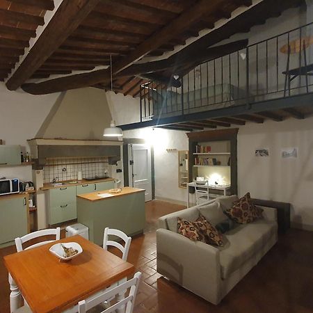 Loft - Le Maioliche Lägenhet Montelupo Fiorentino Exteriör bild